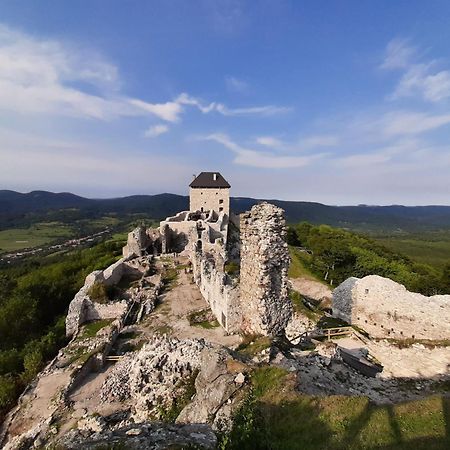 Senyoi Vendeghaz Bed & Breakfast Bozsva Екстериор снимка